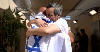 Emotional images show Israeli hostages reunited with their families