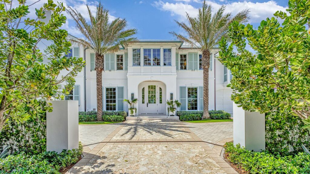 Estate near Mar-a-Lago with tunnel to the ocean on sale for $85M