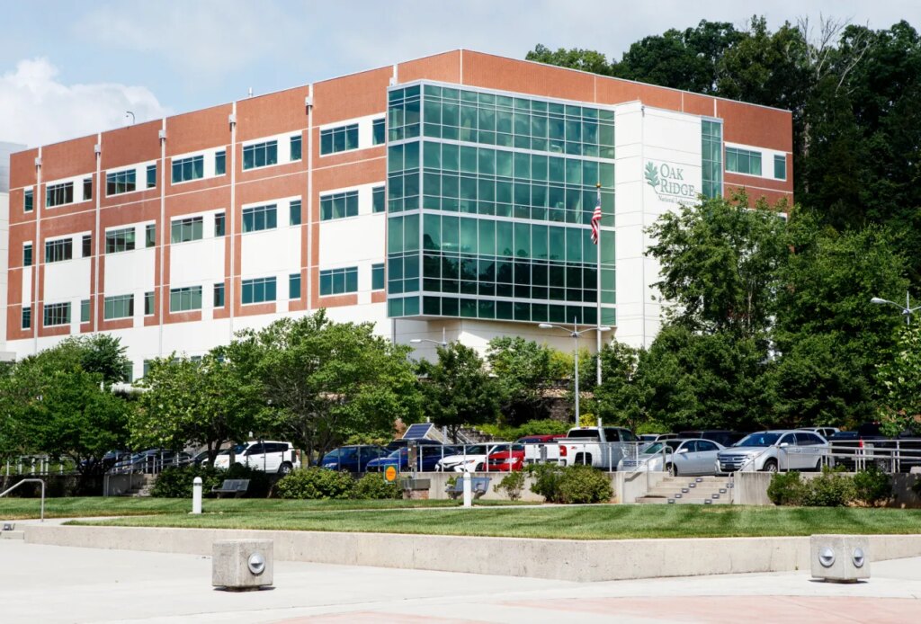 Ex-director of nuclear programs at Oak Ridge National Lab arrested on child sex charges