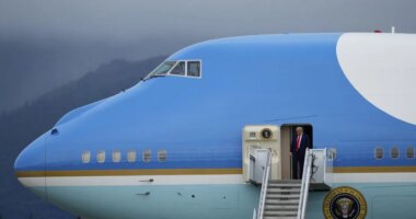 FBI probes hunting stand with sight line on Air Force One in Florida