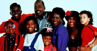Family Matters star arrested near US-Mexico border on felony warrant