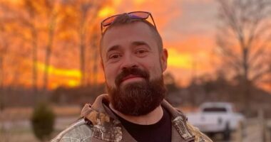 Father who 'shot dead man found with daughter' campaigns for sheriff