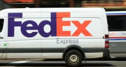 FedEx is encouraging Australias to plan ahead to ensure their Christmas parcels arrive on time.