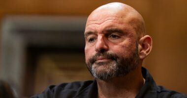Fetterman irritate Democrats, attracts GOP supporters