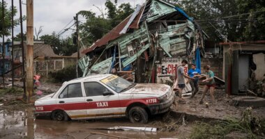 Floods, landslides in Mexico leave at least 41 dead
