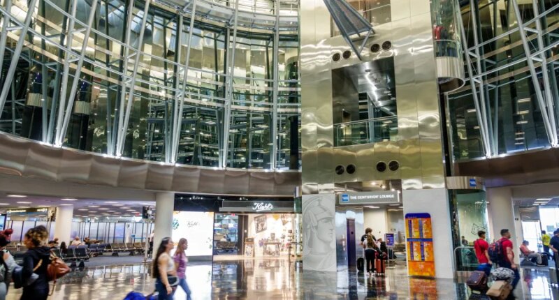 Florida airport named worst hub for handling lost luggage