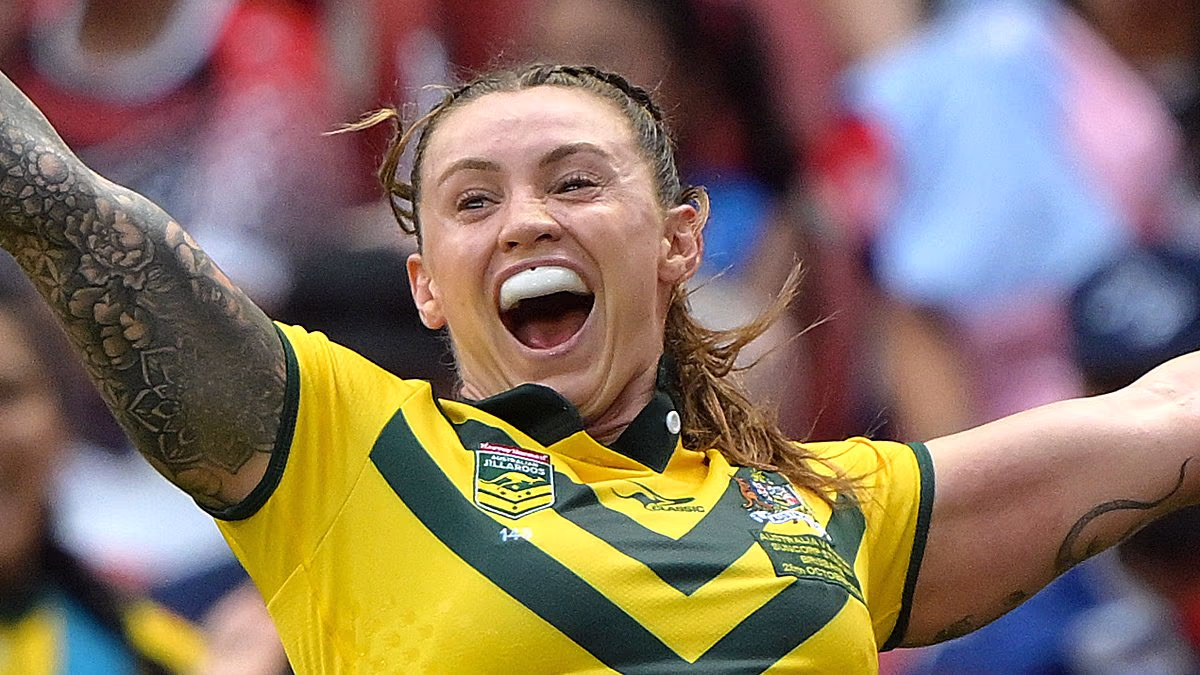 Footy star goes viral for INSANE try against Samoa