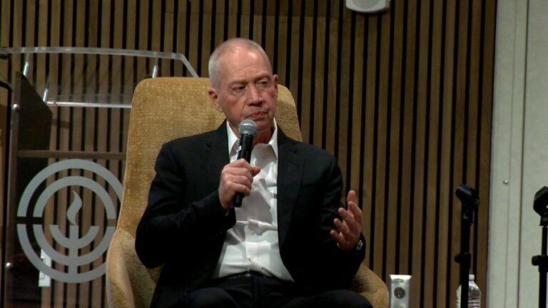 Former Israeli defense minister speaks in Sarasota ahead of expected hostage release