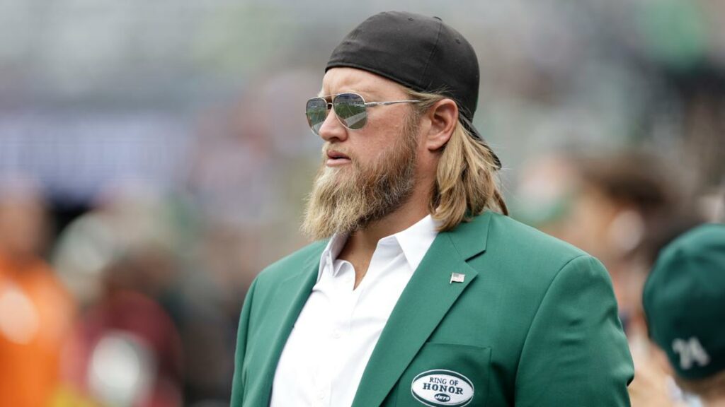 Former Jets center Nick Mangold dies at 41, less than 2 weeks after announcing he had kidney disease