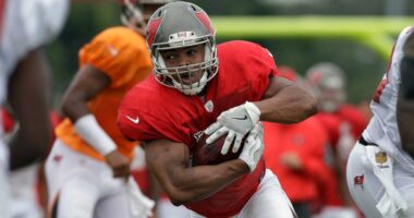 Former NFL star Doug Martin dies at 36