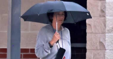 Ghislaine Maxwell gets 'hotel' guest treatment at 'Club Fed' prison, consultant says