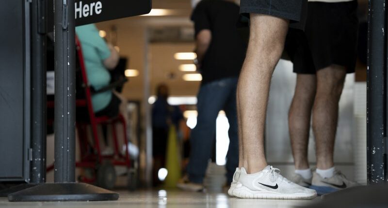 Government shutdown likely to impact air travelers first, USF professor says