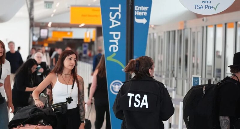 Government shutdown puts renewed spotlight on the cracks in the US aviation system
