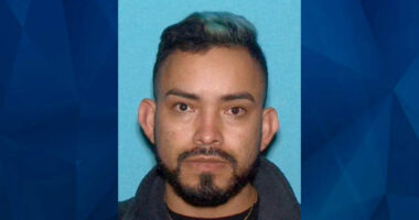 HIV-Positive Barber Drugs & Sexually Assaults as Many as 60 Men