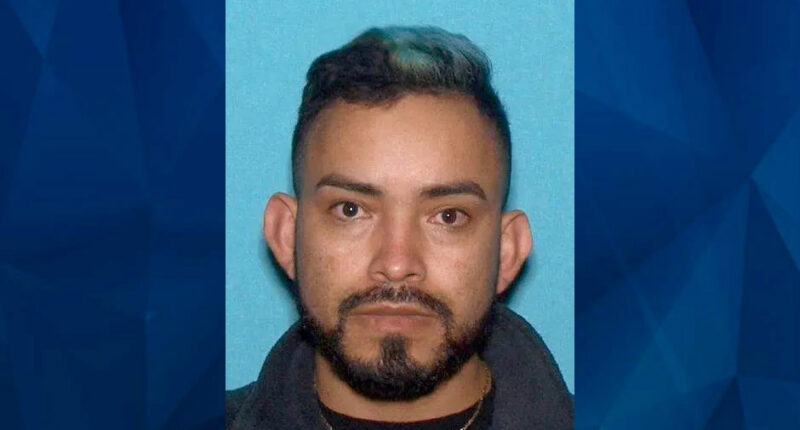 HIV-Positive Barber Drugs & Sexually Assaults as Many as 60 Men