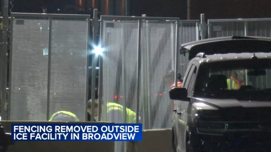 ICE Chicago news: Crews dismantle fence surrounding Broadview ICE facility to meet judge's order