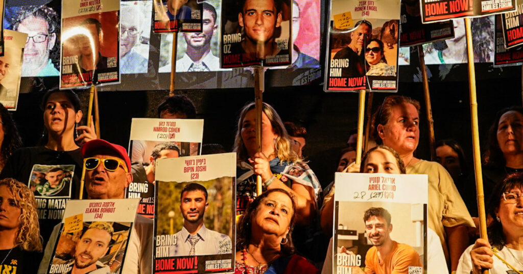 Israelis gather in Tel Aviv, awaiting hostage release