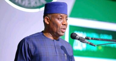 JUST IN: FG releases ₦2.5 billion to pay university lecturers