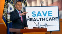 Jeffries says 'no Democrat' trying to give health care to migrants without legal status