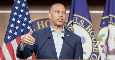 Jeffries says he hasn't heard from White House since Monday meeting