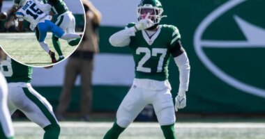 Jets' Malachi Moore looking to keep vet Joe Flacco in check