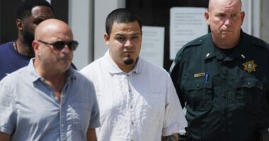 Judge orders hearing over whether Abrego Garcia prosecution was ‘vindictive’