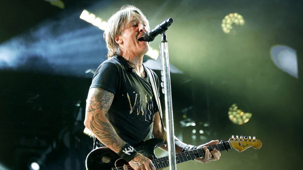 Keith Urban, 57, changes lyrics of Nicole Kidman song