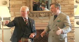 King's secret meeting with former aide who quit over cash for honours