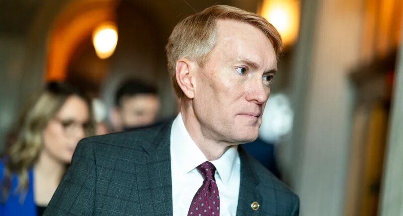 Lankford says he'd be 'apoplectic' if Biden was striking boats 'with this level of insight'