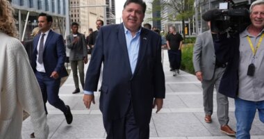 Live: Pritzker speaks on 'worst of the worst' ICE actions in Chicago