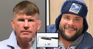 Man convicted of stabbing mail carrier to death in Oregon