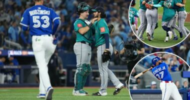 Mariners silence Blue Jays after early homer to win ALCS Game 1