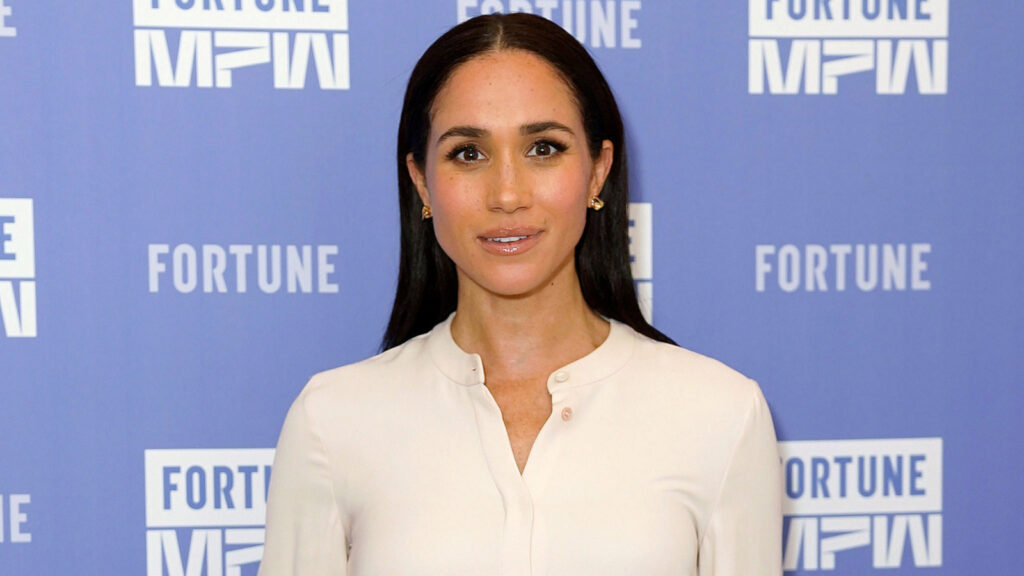 Meghan Markle Has Legs For Days At Fortune MPW Summit As Rocky Marriage Rumors Erupt