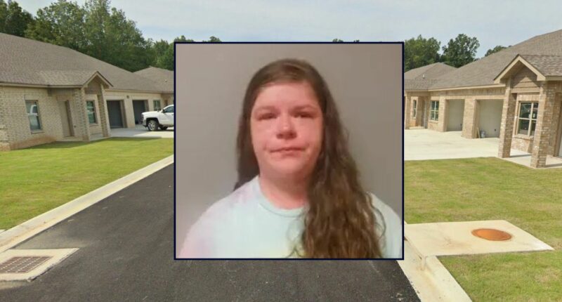 Mom left baby alone to drown in bathtub for 14 minutes: Cops