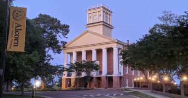Multiple people shot at a Mississippi university homecoming event