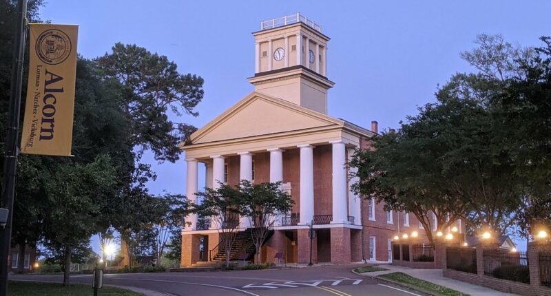 Multiple people shot at a Mississippi university homecoming event