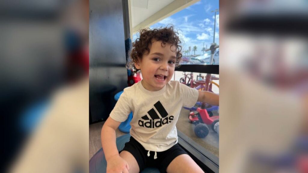 Navy mother fears losing child care