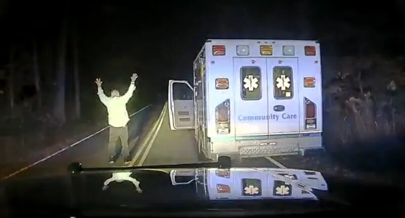 Ohio man charged in drunken joy ride in ambulance