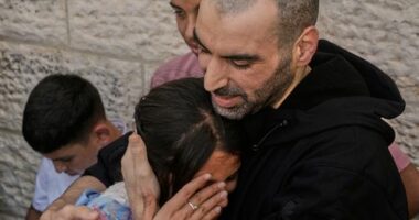 Palestinians celebrate as prisoners are released by Israel