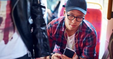 People switching back to wired headphones: What to know