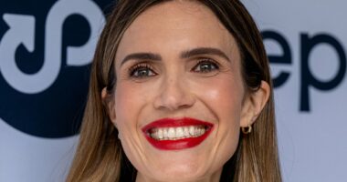 Popular actress shocks fans with 'unrecognizable' appearance