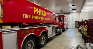 Power pole catches fire, causes temporary outage in Philo