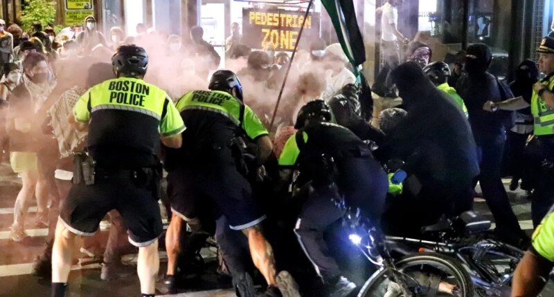 Pro-Palestinian agitators hit with felony 'promotion of anarchy' charge after riot in Dem-run city: officials
