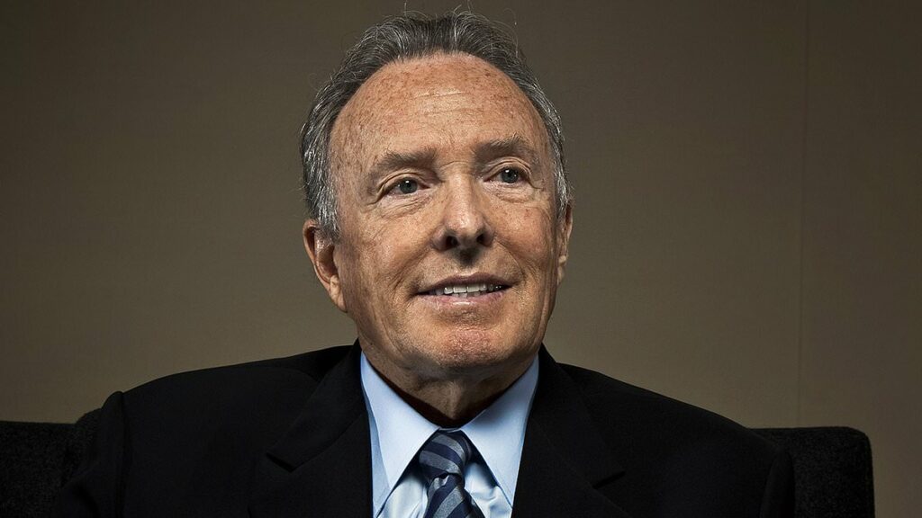 Property billionaire's dismissal of heir accused of scamming millions