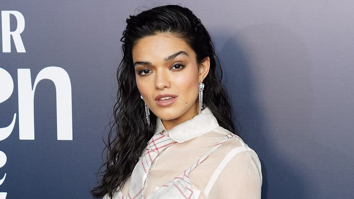 Rachel Zegler leads the stars at the Glamour Women Of The Year Awards