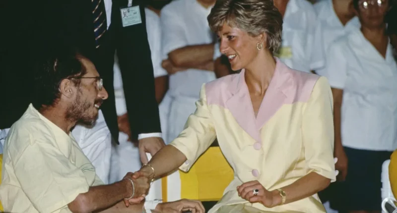 Remember When Princess Diana Changed the World With a Single, Gloveless Handshake?