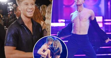 Robert Irwin on shirtless 'Dancing With the Stars' performance and influx of messages from American girls