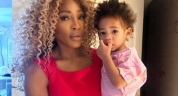 SERENA WILLIAMS ADORABLY GETS PHOTOBOMBED BY HER DAUGHTER ADIRA