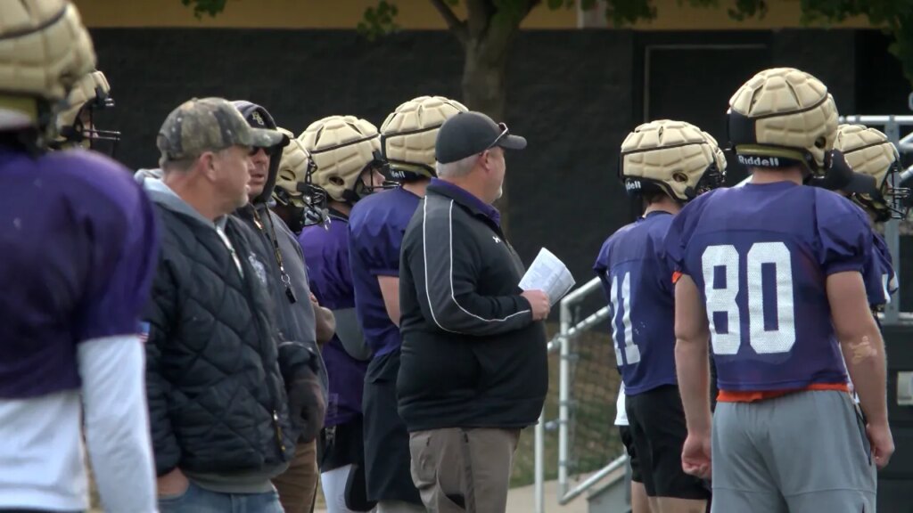 Sacred Heart-Griffin football hoping to rebound after narrow loss