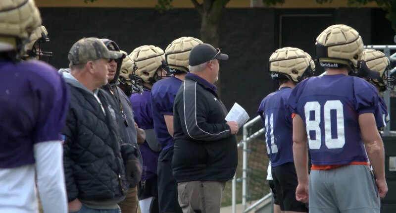 Sacred Heart-Griffin football hoping to rebound after narrow loss